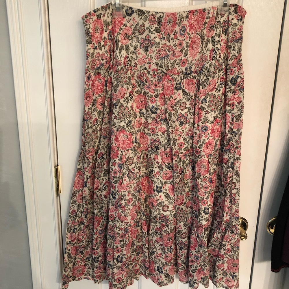 Pretty peasant skirt